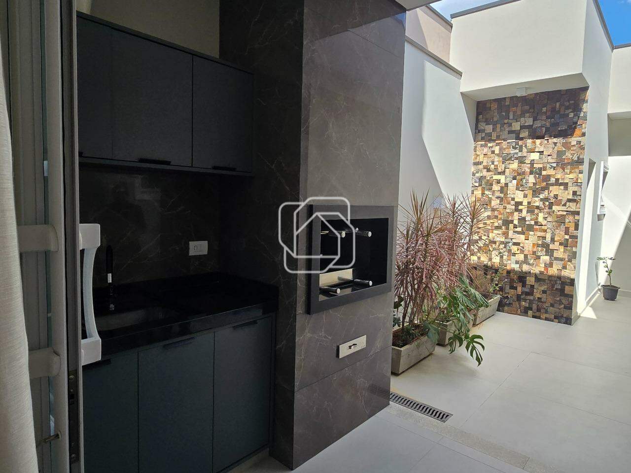 Casa de Condomínio à venda em Salto - SP - Village Moutonnée: Área gourmet