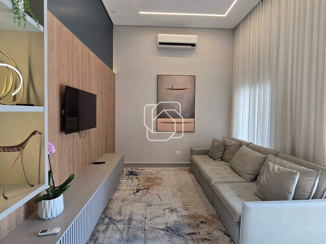 Casa de Condomínio à venda em Salto - SP - Village Moutonnée: Sala de TV