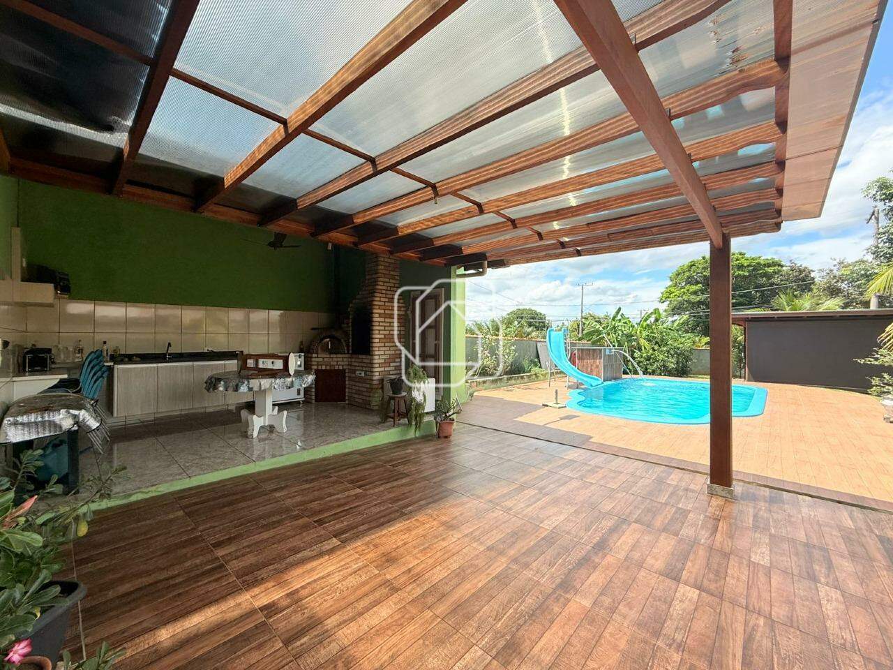 Casa de Condomínio à venda em Itu - SP - Santa Inês: Área da piscina