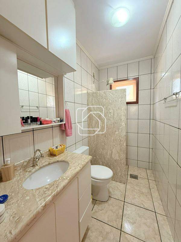 Casa de Condomínio à venda em Itu - SP - Santa Inês: Banheiro