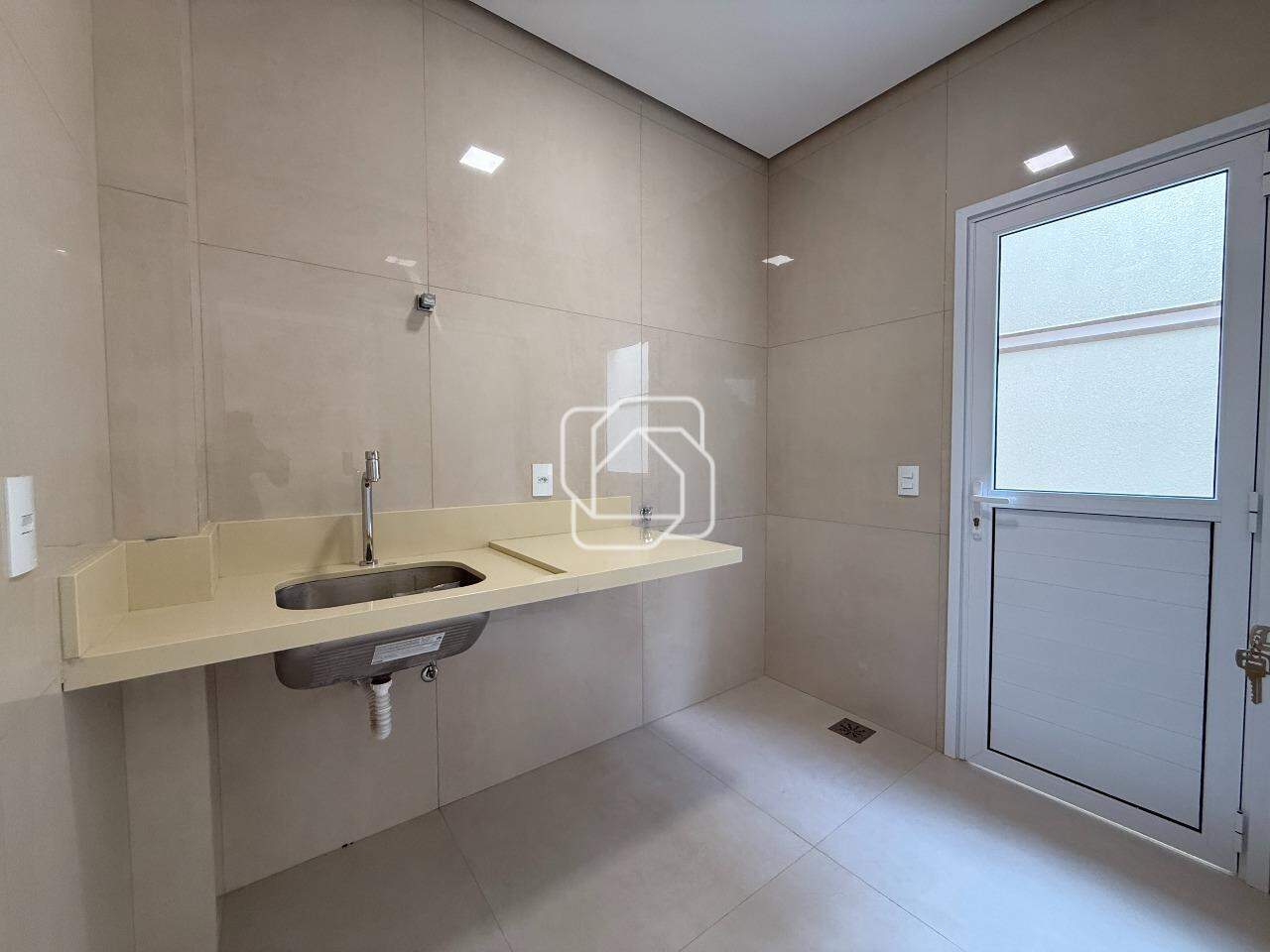 Casa de Condomínio à venda em Indaiatuba - SP - Residencial London Park: Lavanderia