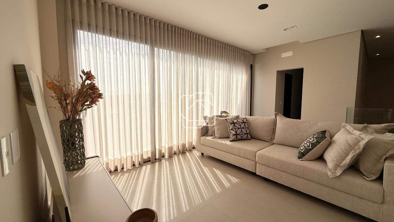 Casa de Condomínio à venda em Indaiatuba - SP - Jardim Piemonte: Sala de TV