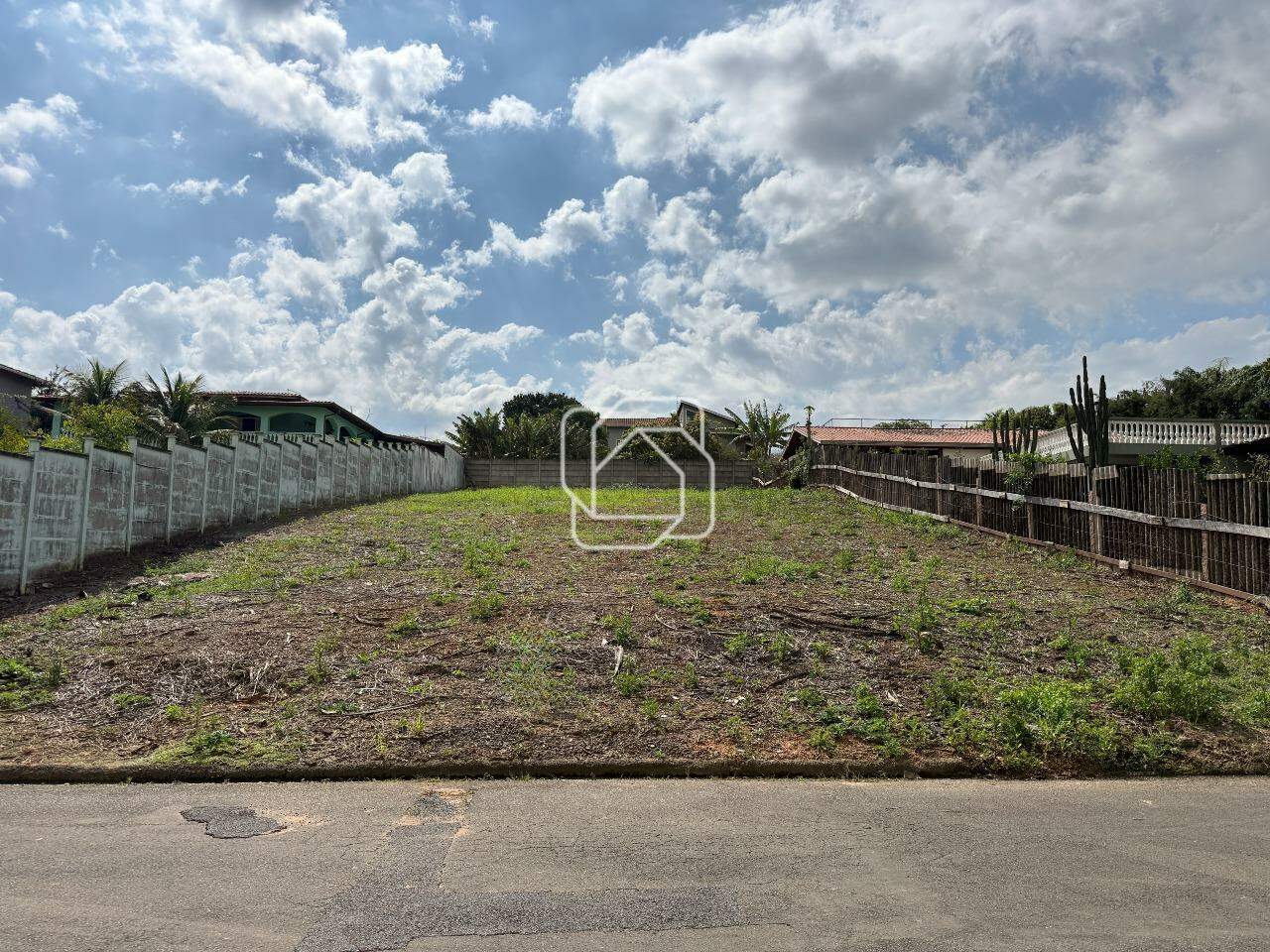 Terreno à venda em Indaiatuba - SP - Terras de Itaici: Visão geral do terreno