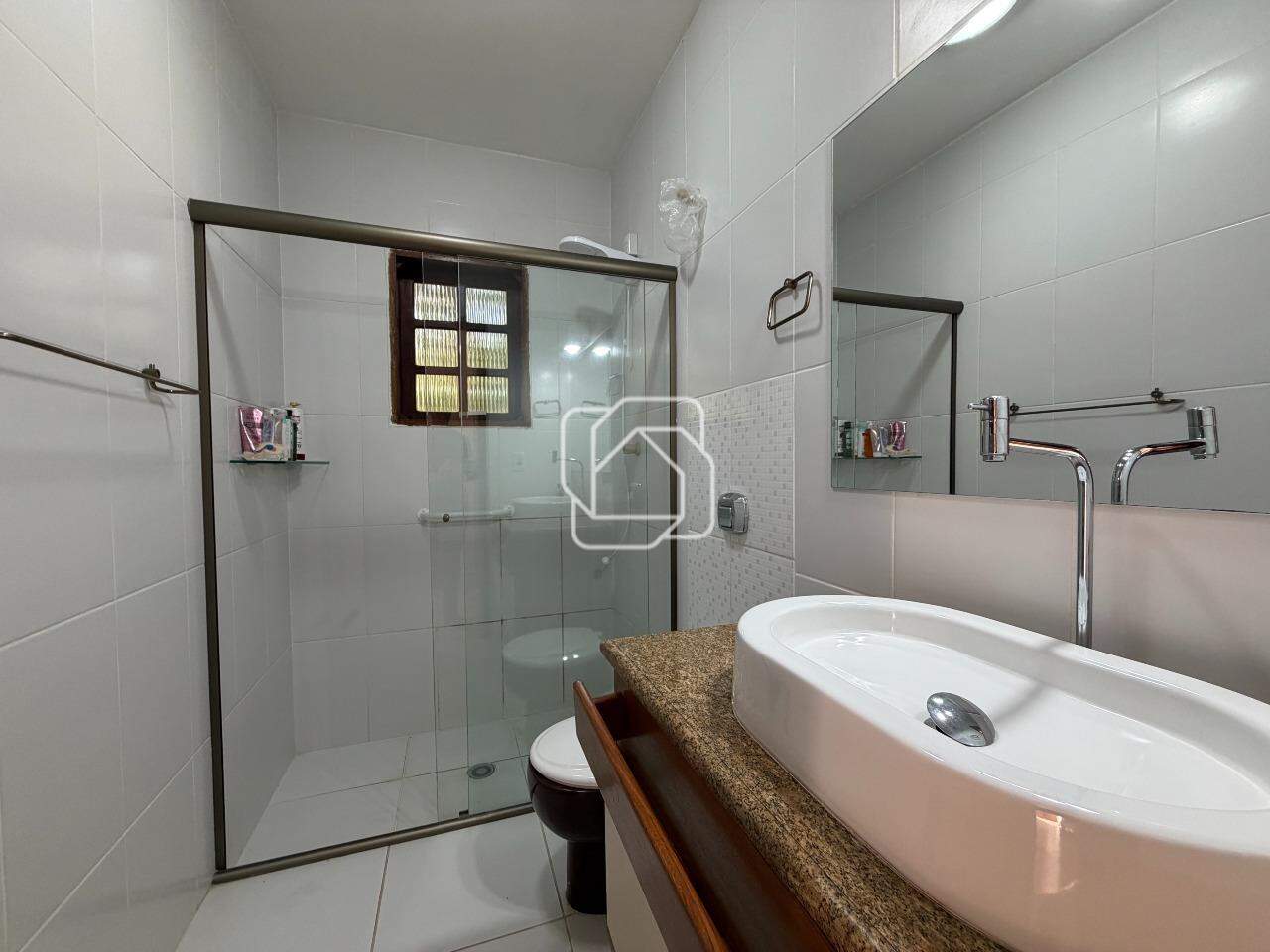 Casa de Condomínio à venda em Indaiatuba - SP - Recanto das Flores: Banheiro