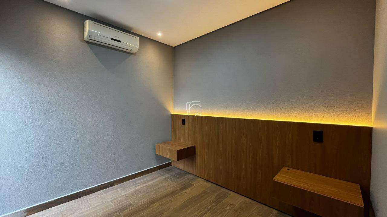 Casa de Condomínio para aluguel em Salto - SP - Village Moutonnée: Suíte