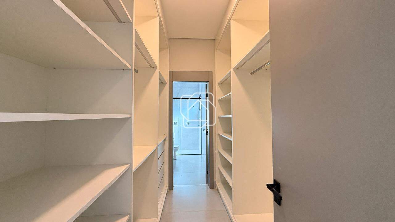 Casa de Condomínio à venda em Indaiatuba - SP - Residencial London Park: Closet