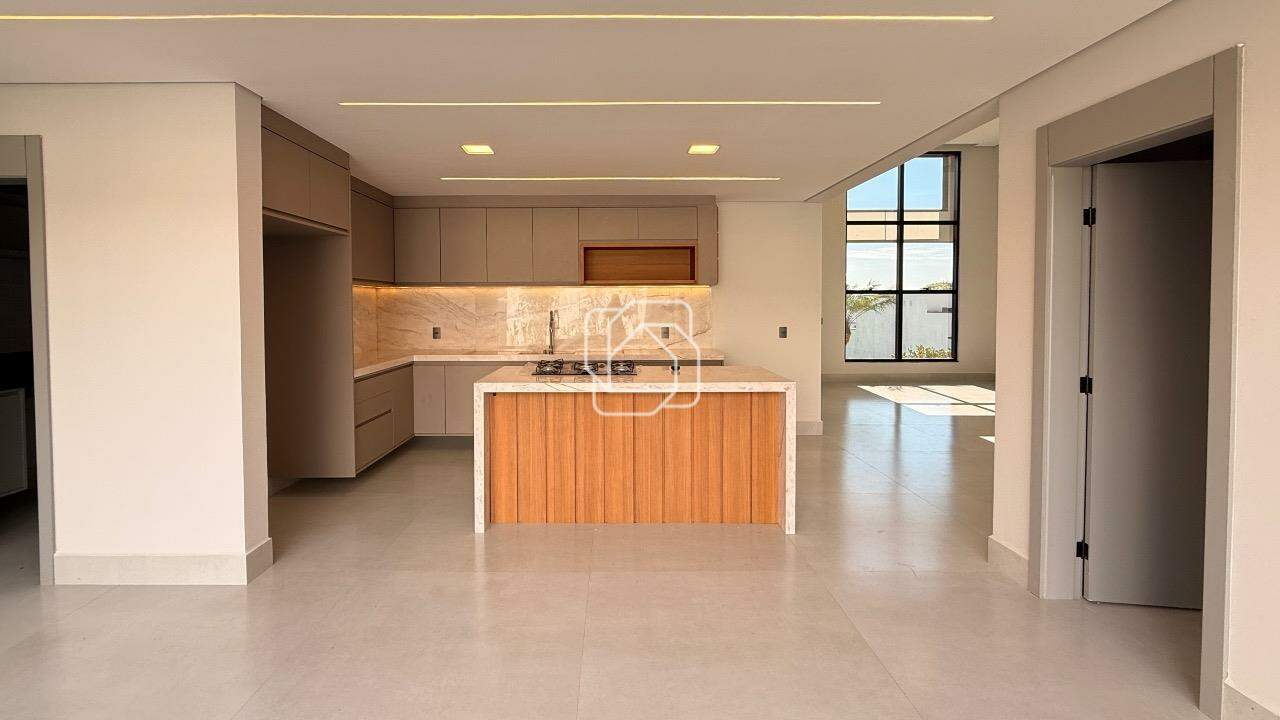 Casa de Condomínio à venda em Indaiatuba - SP - Residencial London Park: Cozinha integrada