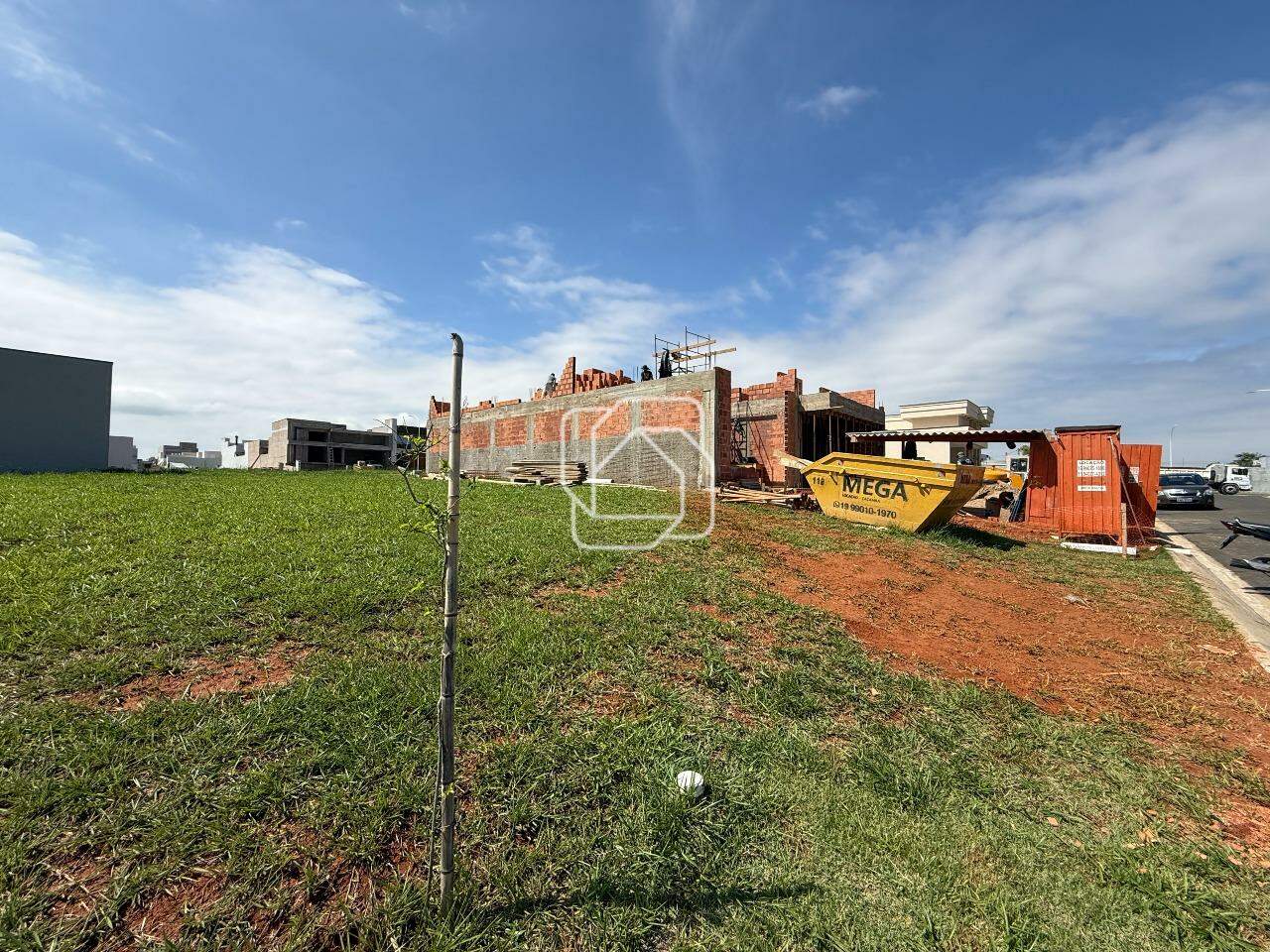 Terreno à venda em Indaiatuba - SP - Jardim Residencial Dona Maria Cândida: Visão geral do terreno