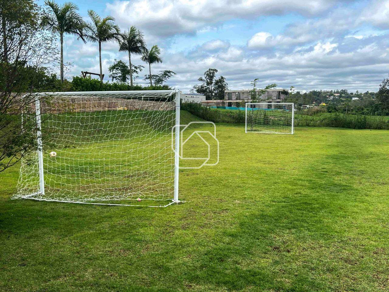Casa de Condomínio para aluguel em Itu - SP - Loteamento Residencial Parque Terras de Santa Cecília: Campo de futebol