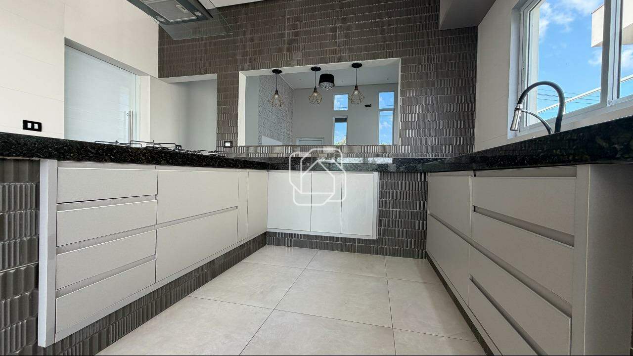 Casa de Condomínio à venda em Salto - SP - Portal dos Bandeirantes: Cozinha
