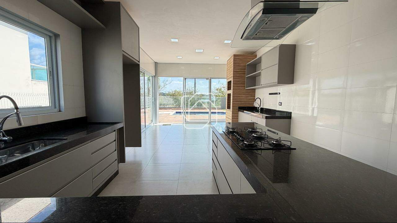 Casa de Condomínio à venda em Salto - SP - Portal dos Bandeirantes: Área gourmet