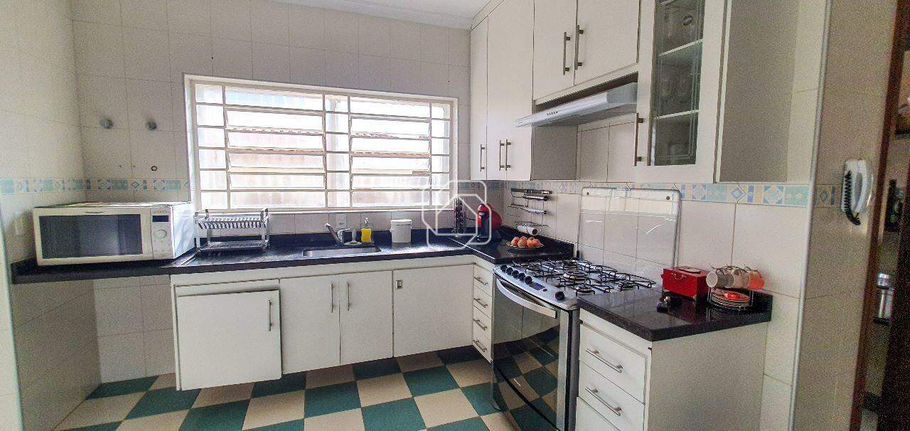 Casa de Condomínio para aluguel em Indaiatuba - SP - Vale das Laranjeiras: Cozinha