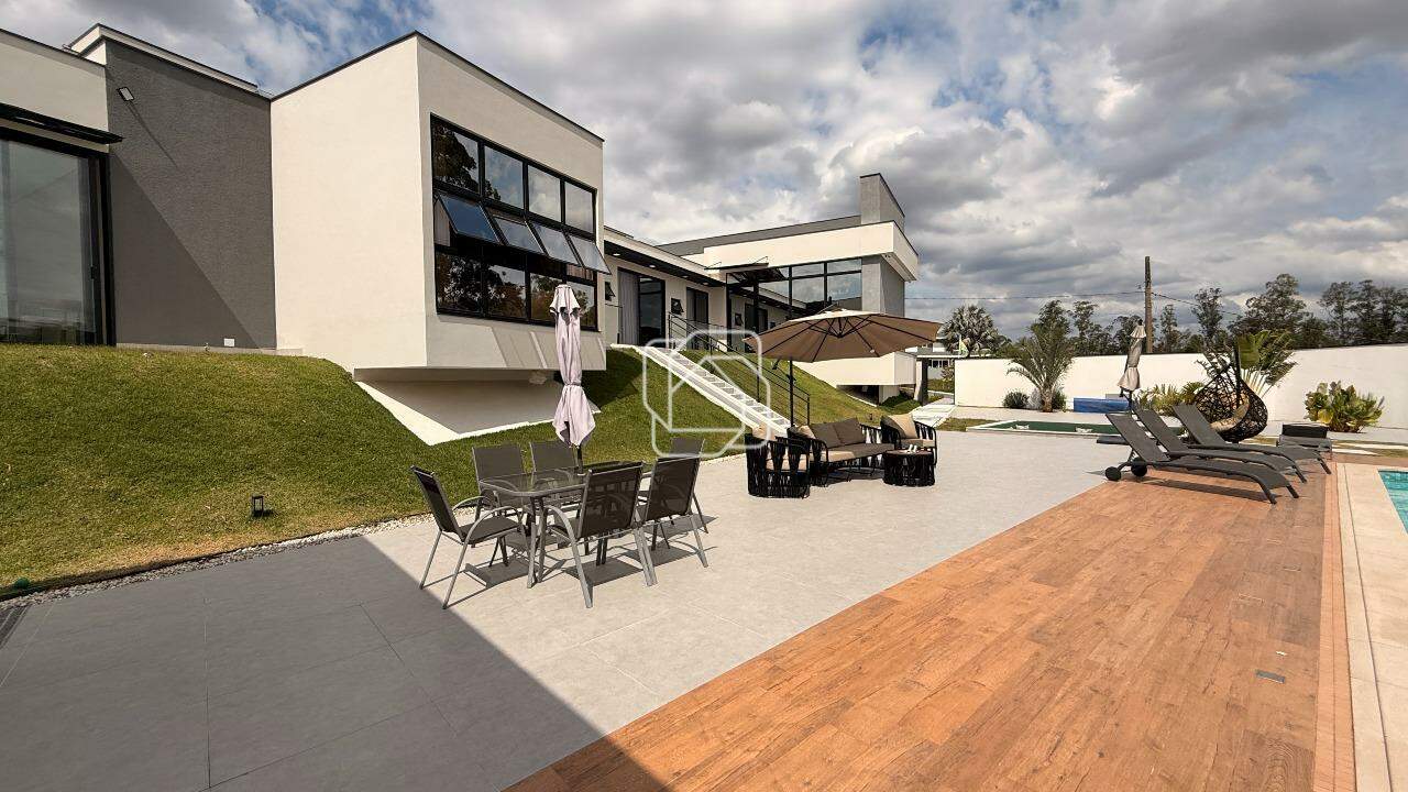 Casa de Condomínio à venda em Itu - SP - Parque Village Castelo: Área externa