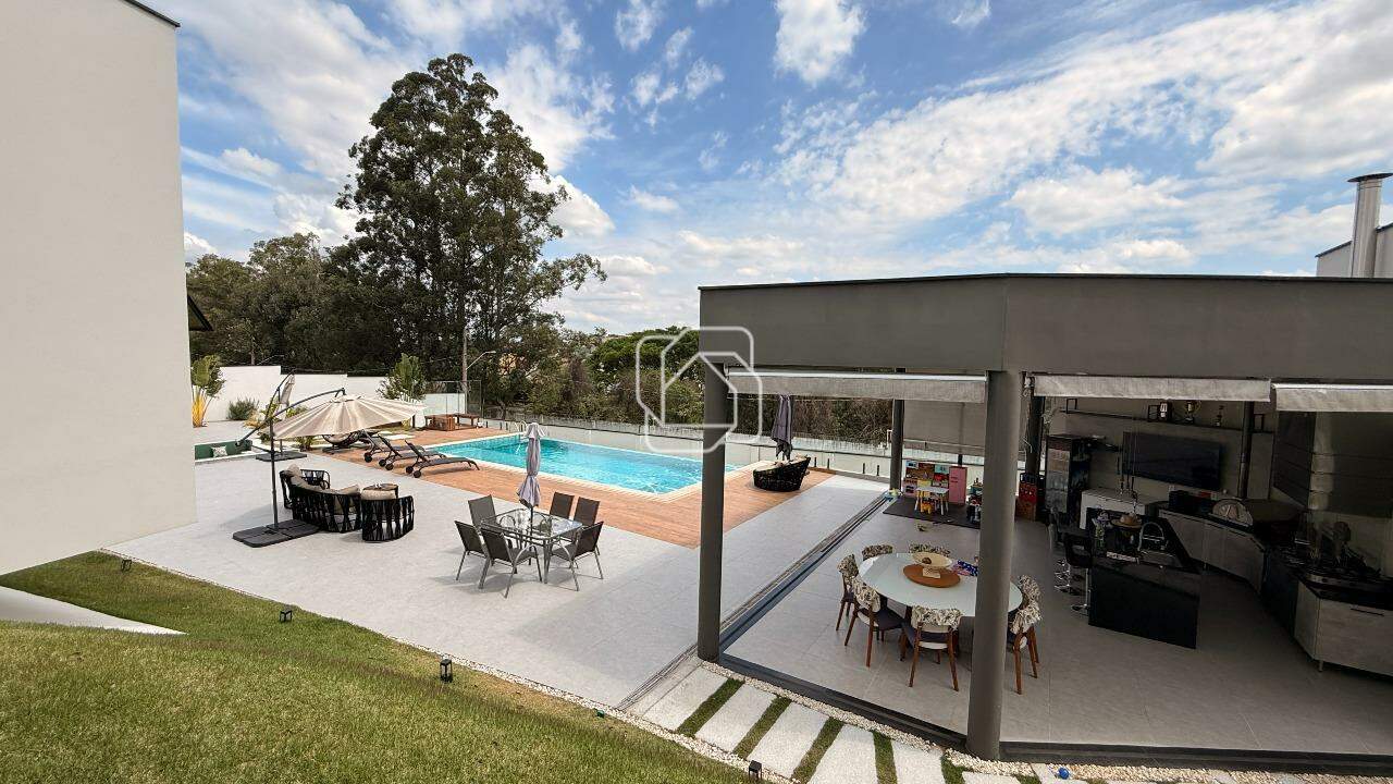 Casa de Condomínio à venda em Itu - SP - Parque Village Castelo: Área externa