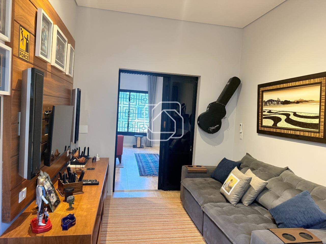 Casa de Condomínio para aluguel em Itu - SP - Condomínio UNA: Sala de TV