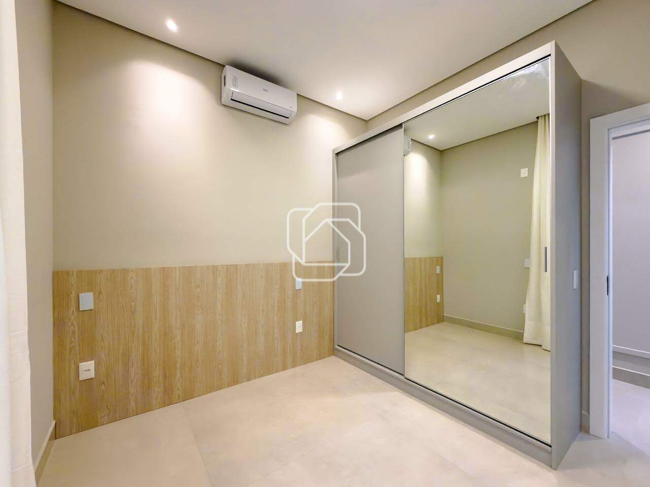 Casa de Condomínio à venda em Indaiatuba - SP - Jardim Residencial Dona Maria Cândida: Dormitório