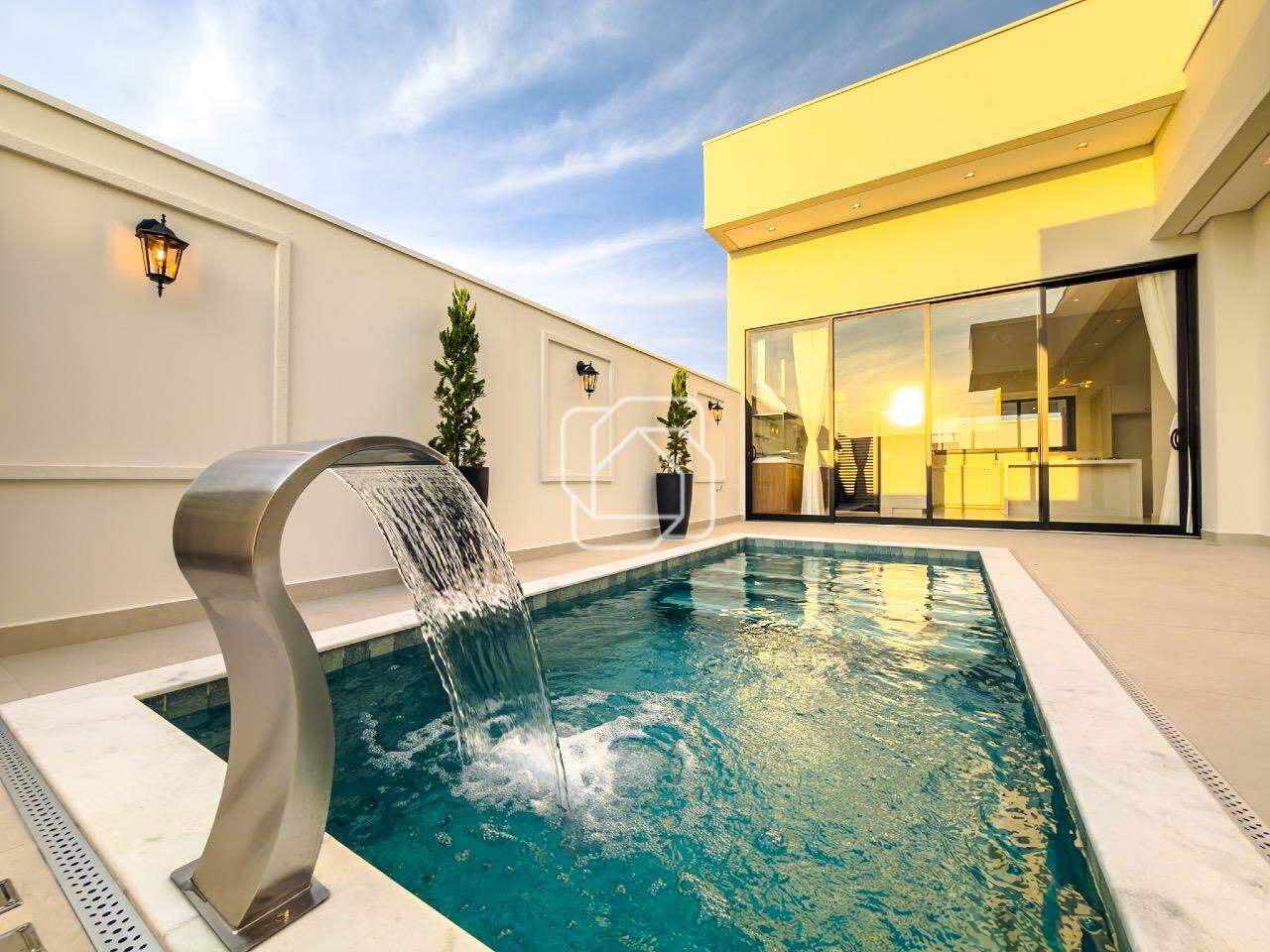 Casa de Condomínio à venda em Indaiatuba - SP - Jardim Residencial Dona Maria Cândida: Área da piscina