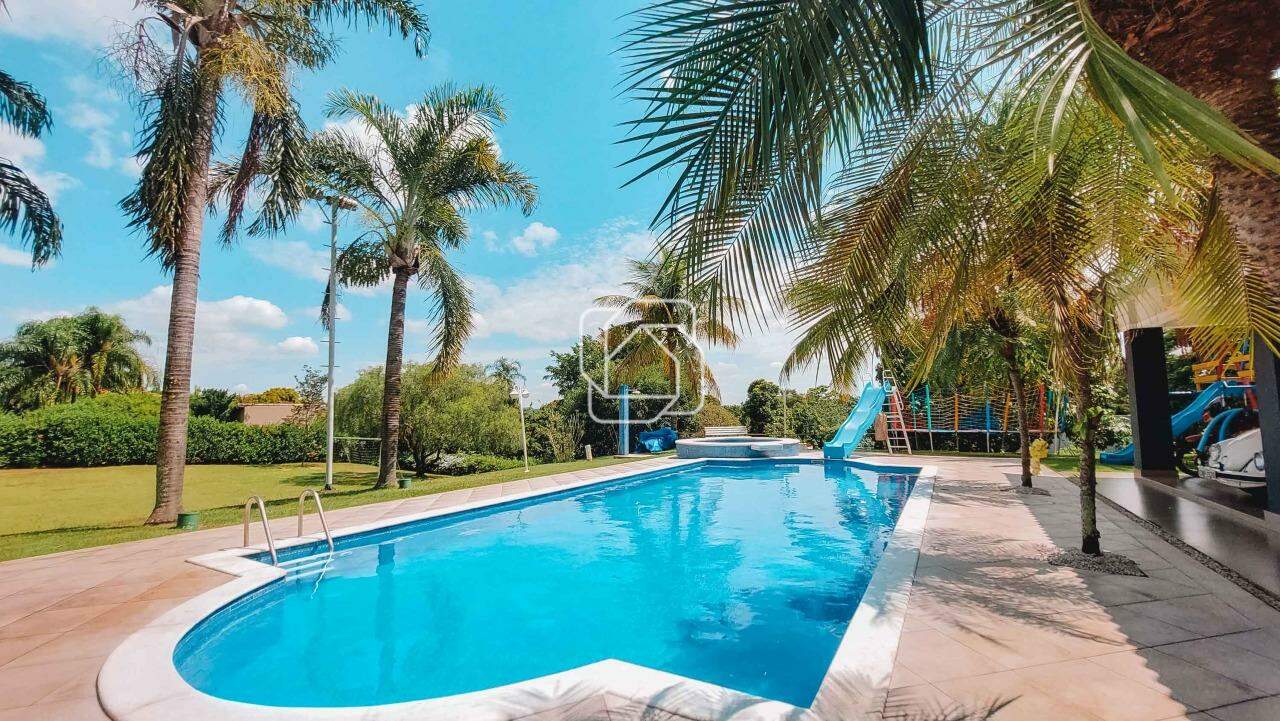Casa de Condomínio para aluguel em Indaiatuba - SP - Lagos de Shanadu: Área da piscina com prainha e escorregador