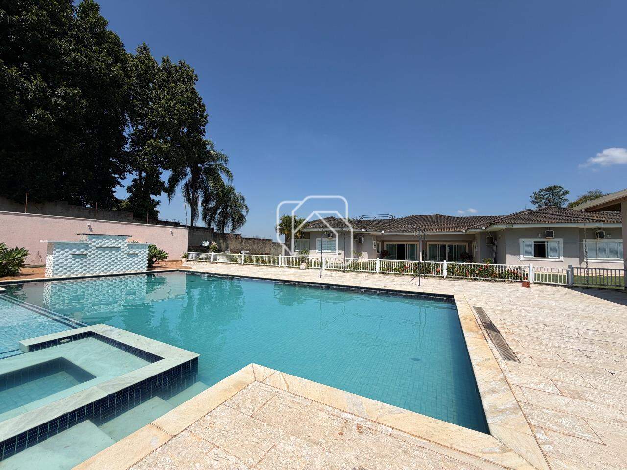 Casa de Condomínio à venda em Indaiatuba - SP - Recanto das Flores: Área da piscina