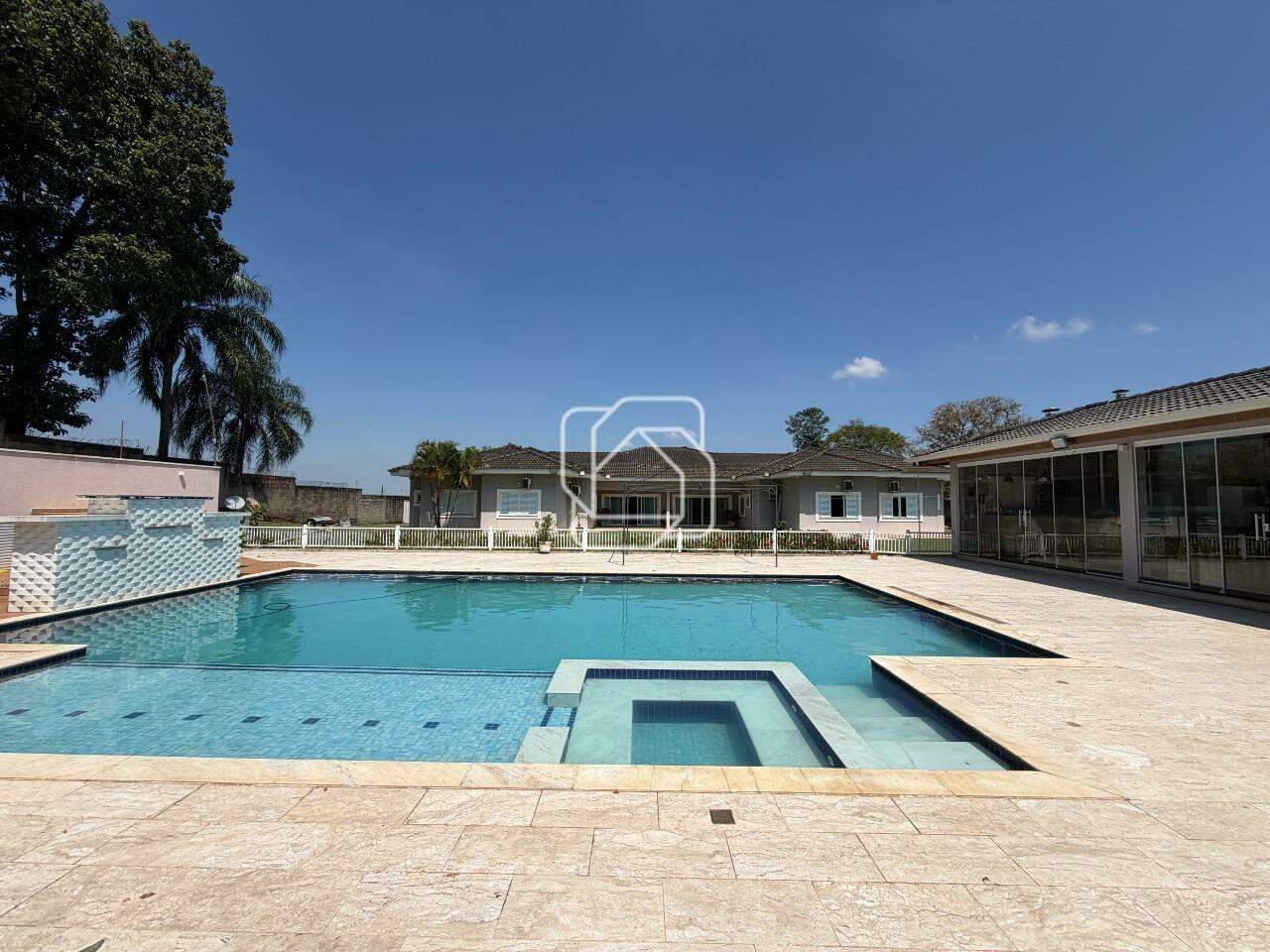 Casa de Condomínio à venda em Indaiatuba - SP - Recanto das Flores: Área da piscina