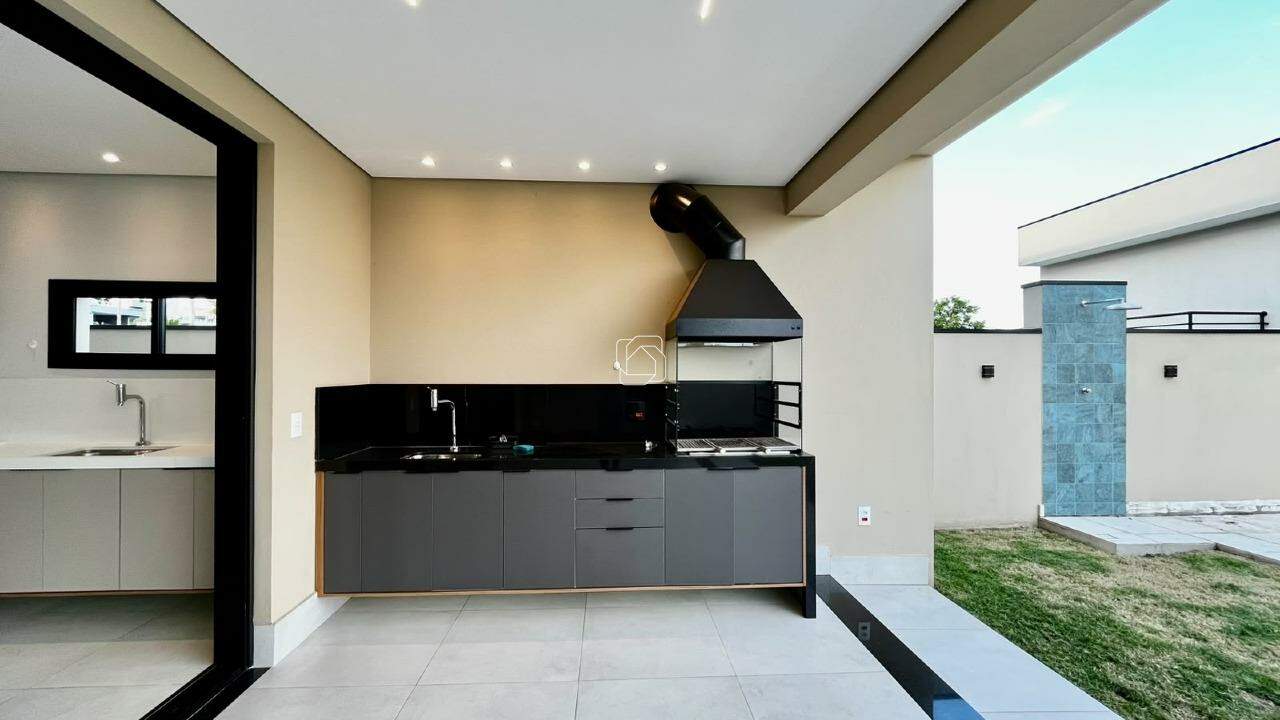 Casa de Condomínio para aluguel em Salto - SP - Reserva Central Parque: Churrasqueira
