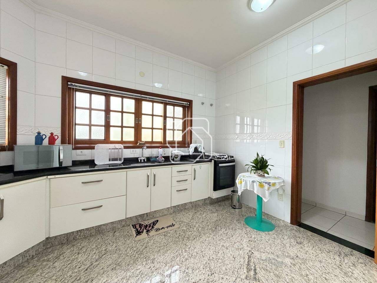 Casa de Condomínio à venda em Indaiatuba - SP - Recanto das Flores: Cozinha