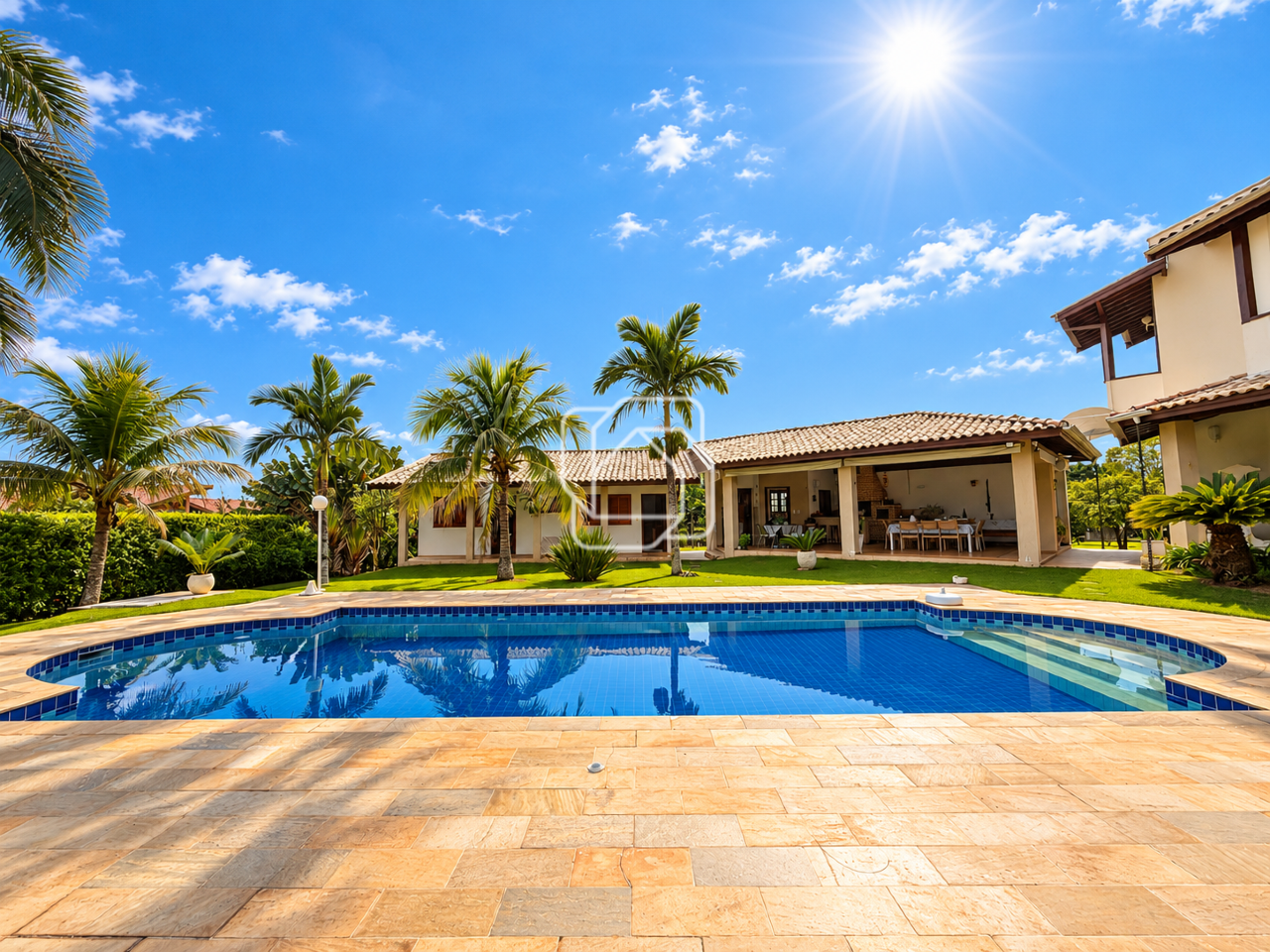 Casa de Condomínio à venda em Indaiatuba - SP - Recanto das Flores: Área da piscina