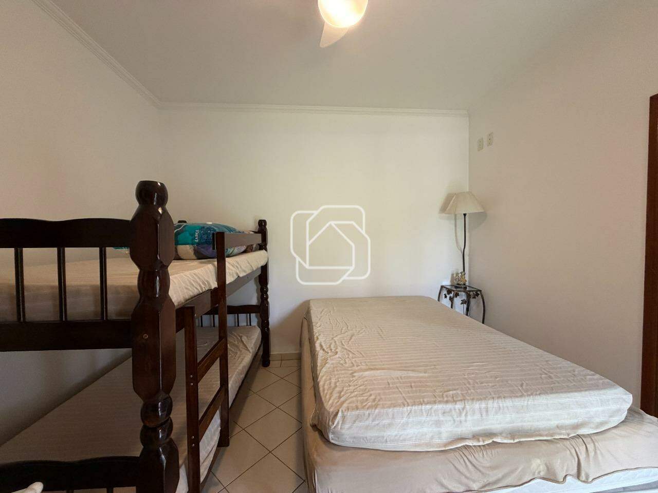 Casa de Condomínio à venda em Indaiatuba - SP - Recanto das Flores: Dormitório