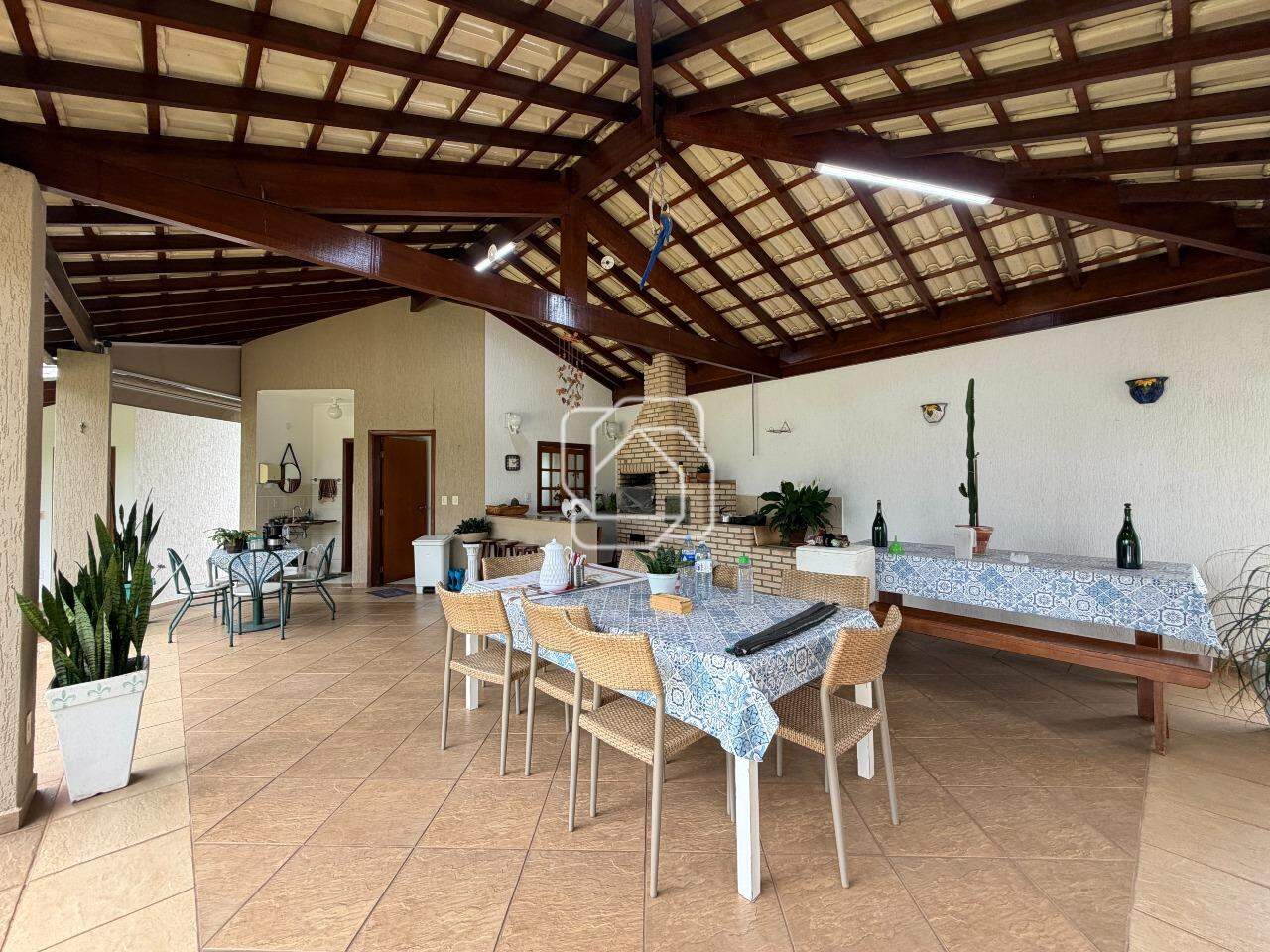 Casa de Condomínio à venda em Indaiatuba - SP - Recanto das Flores: Área gourmet