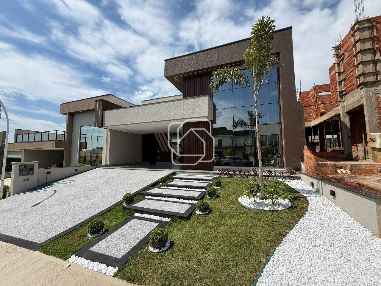 Casa de Condomínio à venda em Indaiatuba - SP - Jardim Residencial Maria Dulce: Fachada
