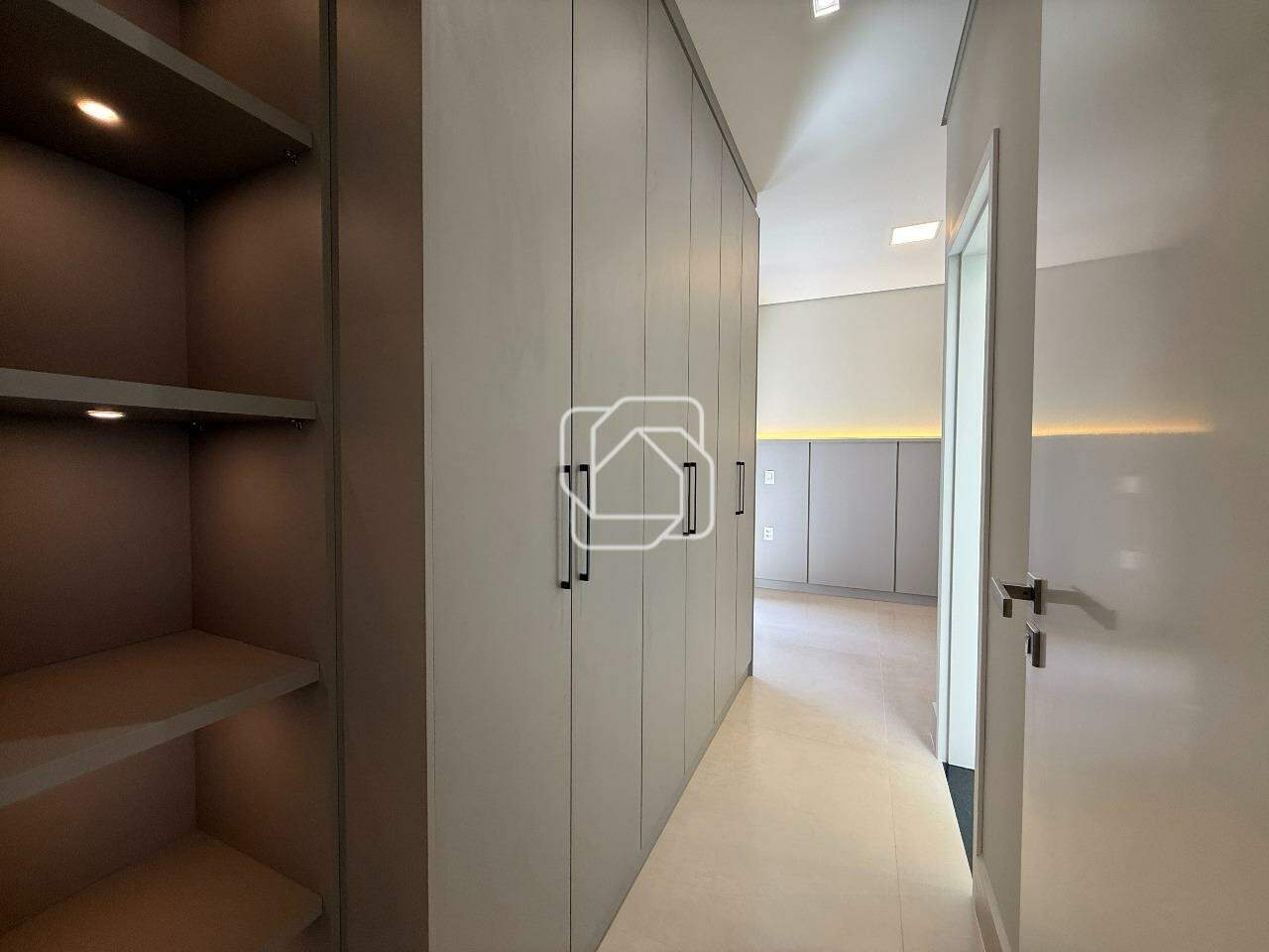 Casa de Condomínio à venda em Indaiatuba - SP - Jardim Residencial Maria Dulce: Closet