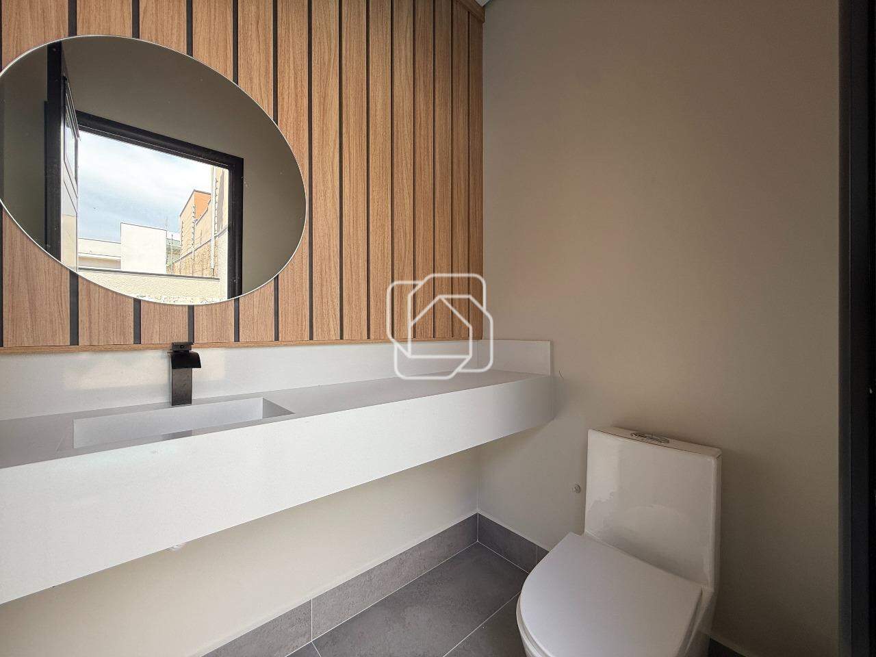 Casa de Condomínio à venda em Indaiatuba - SP - Jardim Residencial Maria Dulce: Lavabo