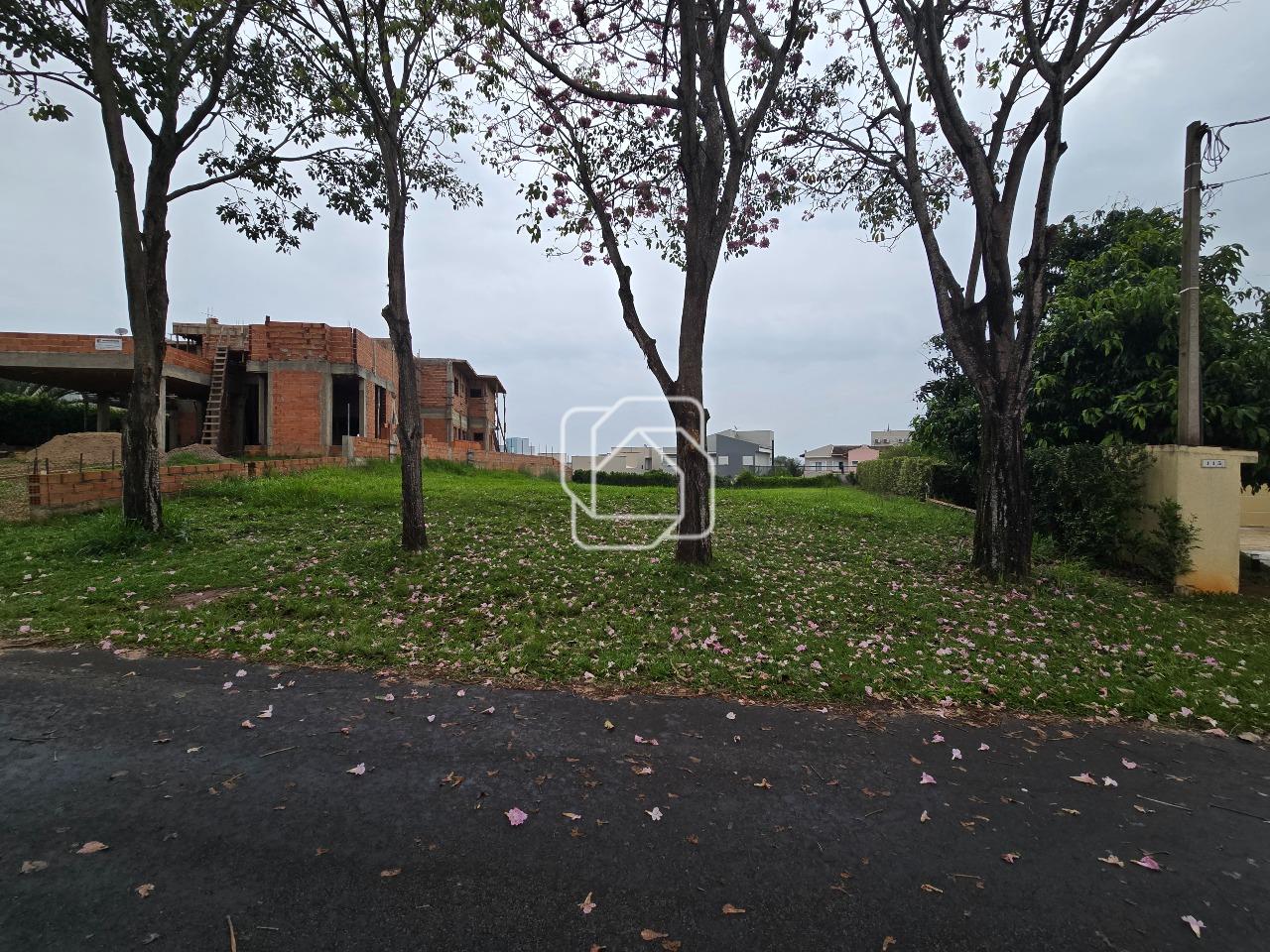 Terreno à venda em Salto - SP - Terras de Mont Serrat: Visão geral do terreno
