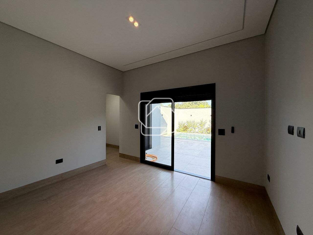 Casa de Condomínio à venda em Salto - SP - Residencial Costa das Areias II: Fotos da obra