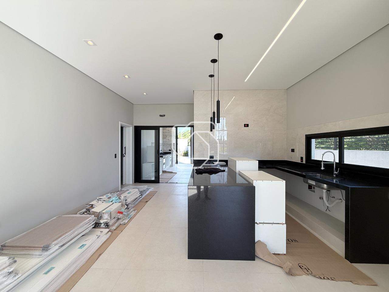 Casa de Condomínio à venda em Salto - SP - Residencial Costa das Areias II: Fotos da obra