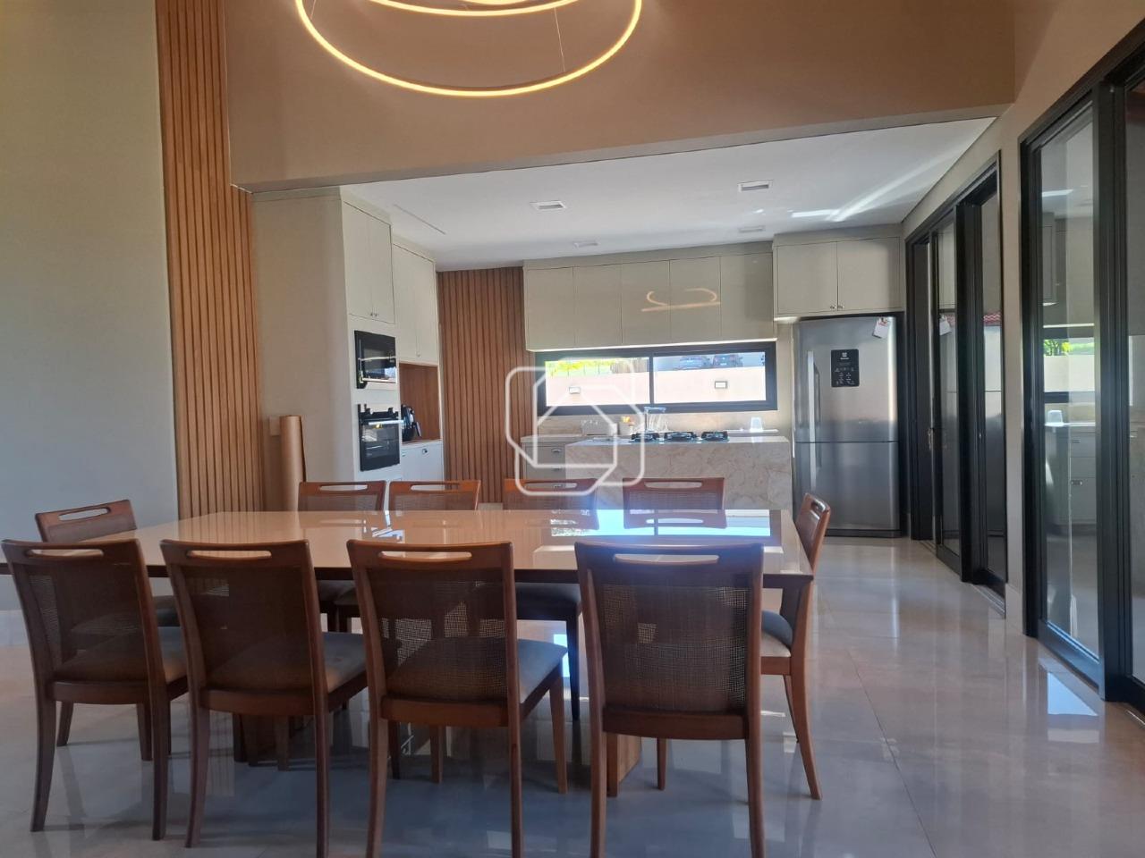 Casa de Condomínio à venda em Indaiatuba - SP - Jardins do Golfe Residencial Indaiatuba: Sala de jantar