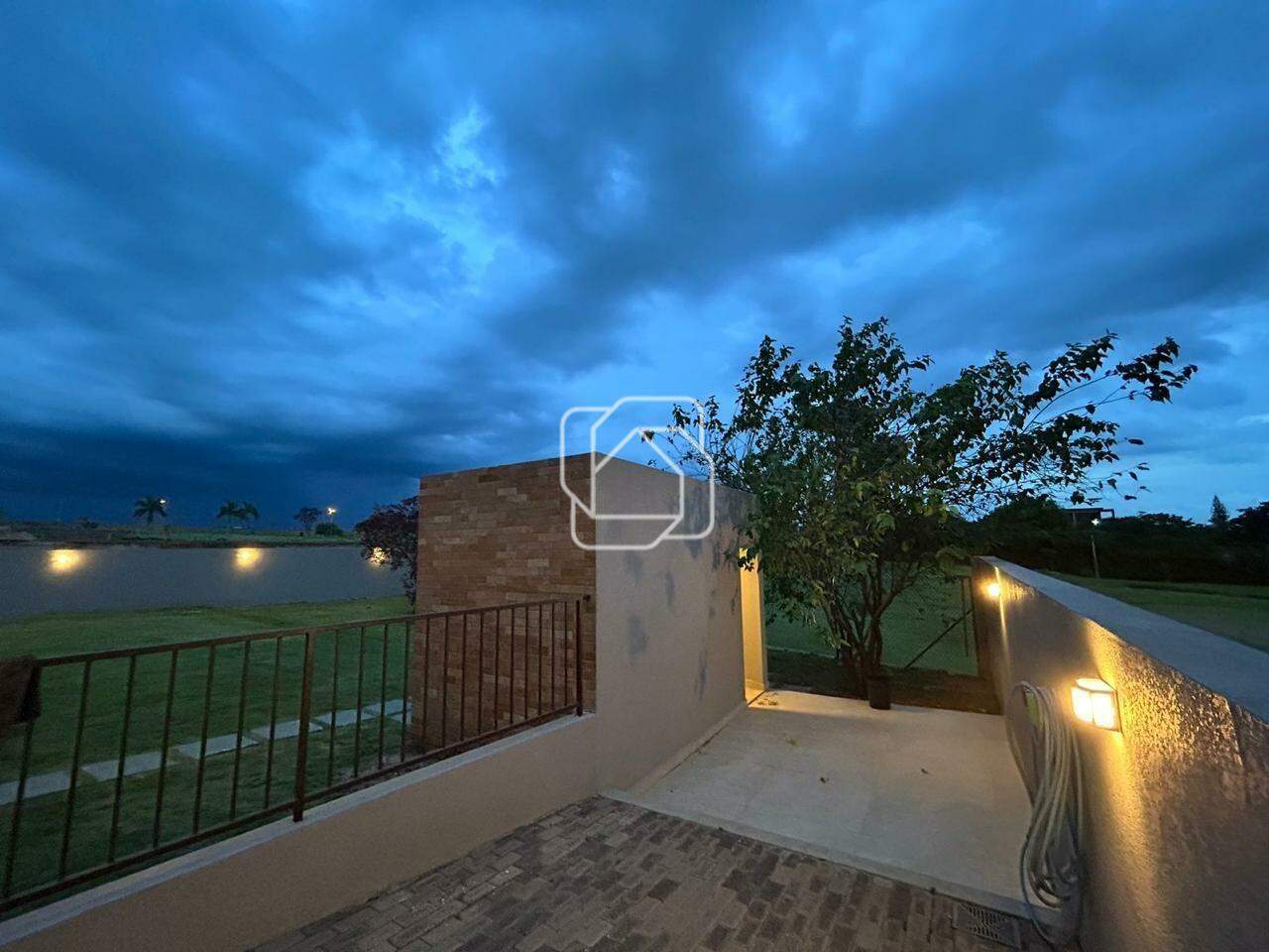 Casa de Condomínio à venda em Indaiatuba - SP - Jardins do Golfe Residencial Indaiatuba: Área externa