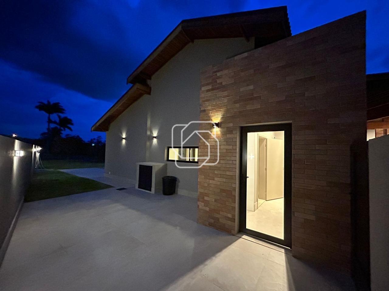 Casa de Condomínio à venda em Indaiatuba - SP - Jardins do Golfe Residencial Indaiatuba: Área externa