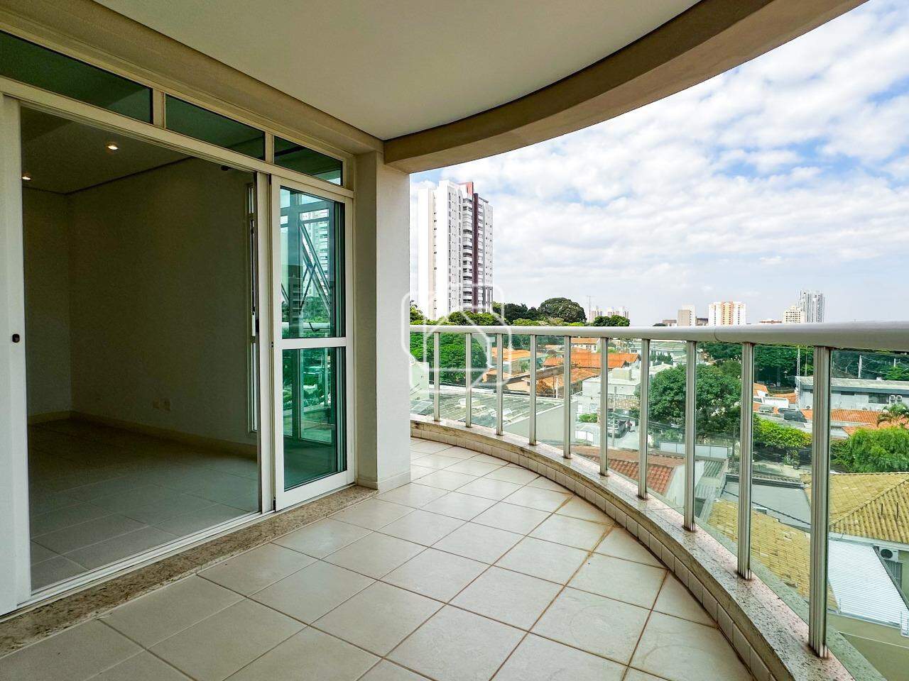 Apartamento para aluguel em Indaiatuba - SP - Dal Canton: Varanda