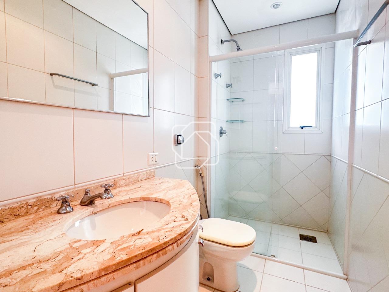 Apartamento para aluguel em Indaiatuba - SP - Dal Canton: Banheiro