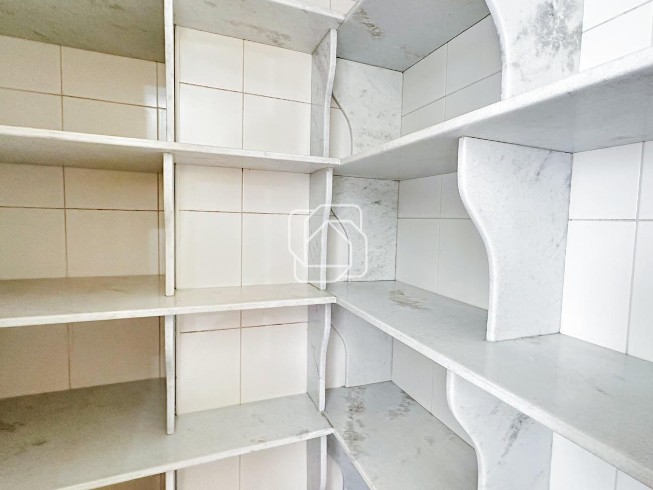 Apartamento para aluguel em Indaiatuba - SP - Dal Canton: Despensa