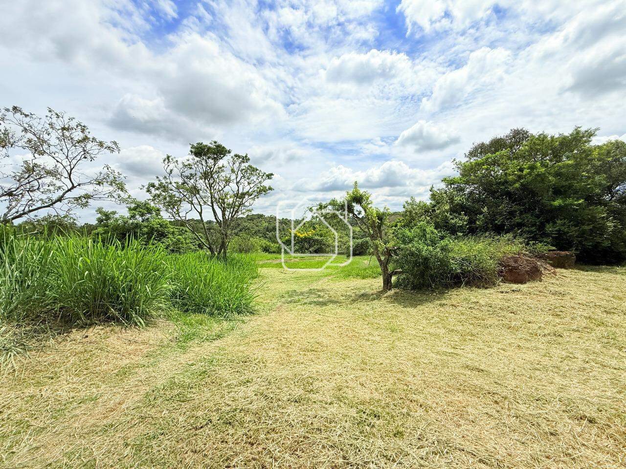 Terreno à venda em Salto - SP - Condomínio Monte Belo: 