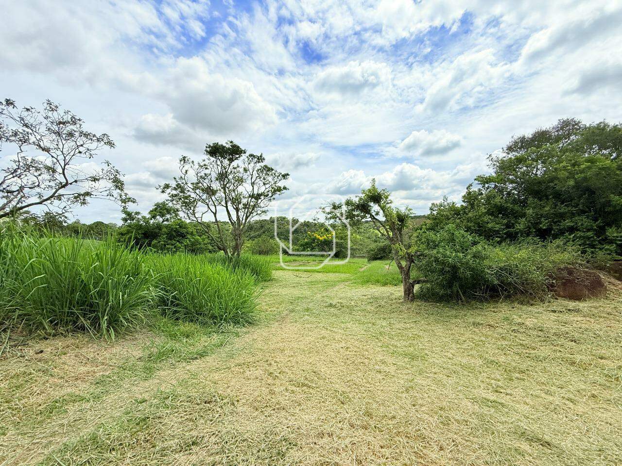 Terreno à venda em Salto - SP - Condomínio Monte Belo: 