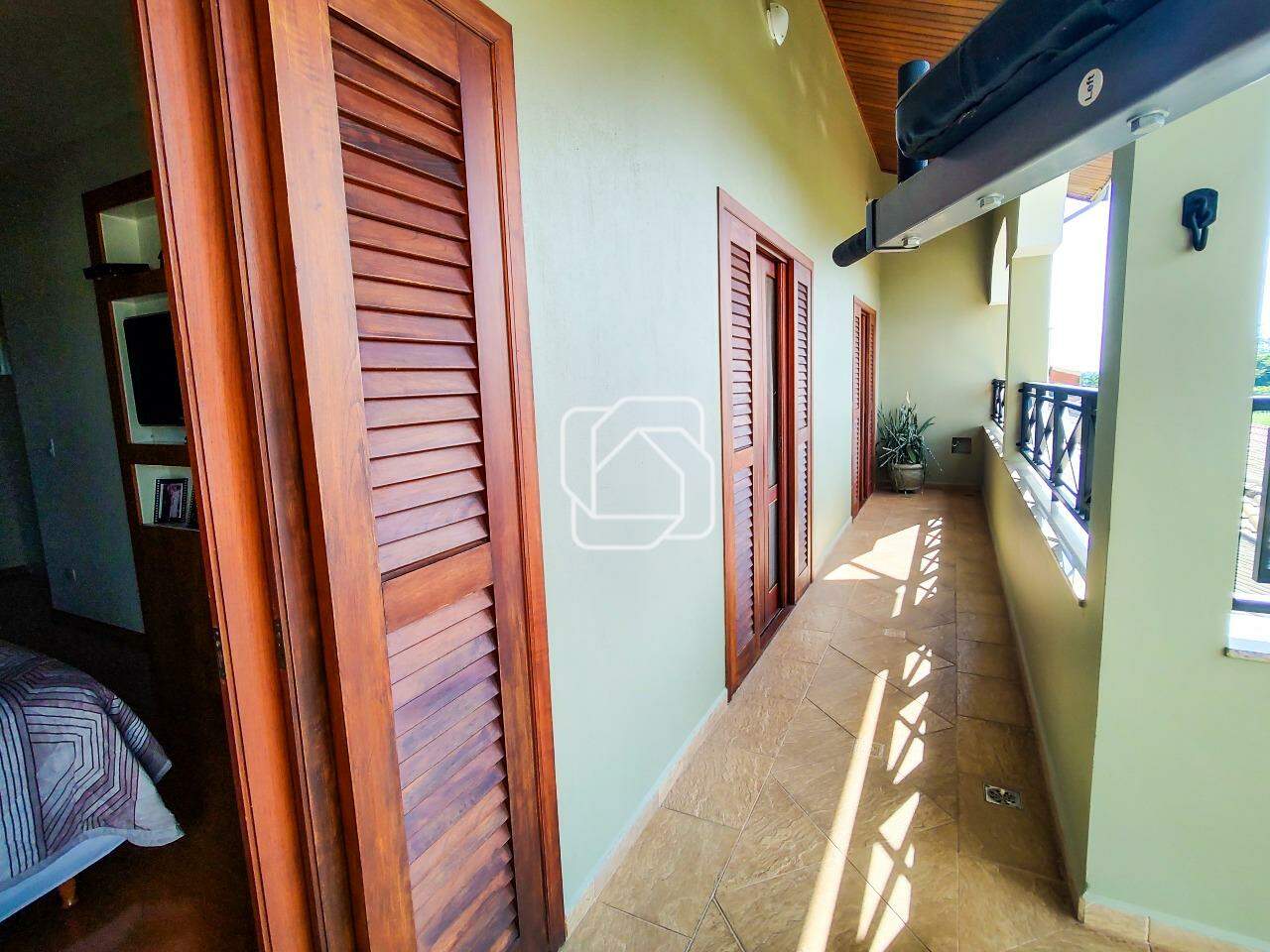Casa de Condomínio à venda em Itu - SP - Condomínio Portal de Itu II: Corredor externo