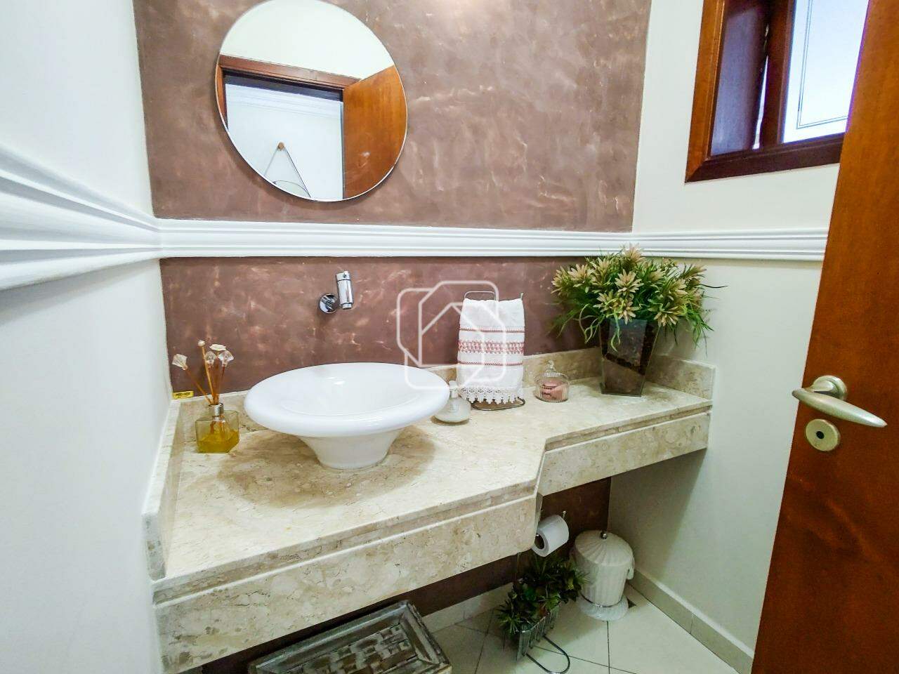 Casa de Condomínio à venda em Itu - SP - Condomínio Portal de Itu II: Lavabo