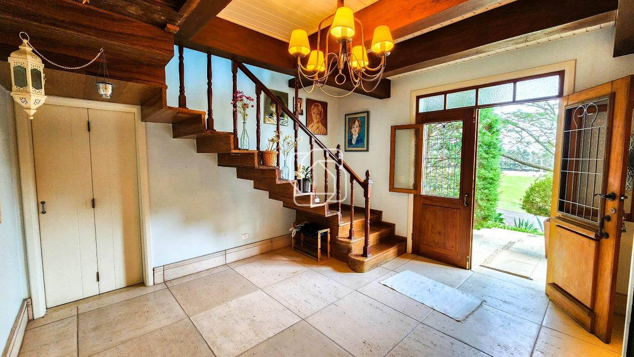 Casa de Condomínio à venda em Cabreúva - SP - Portal do Japy Golf Clube: Hall de entrada