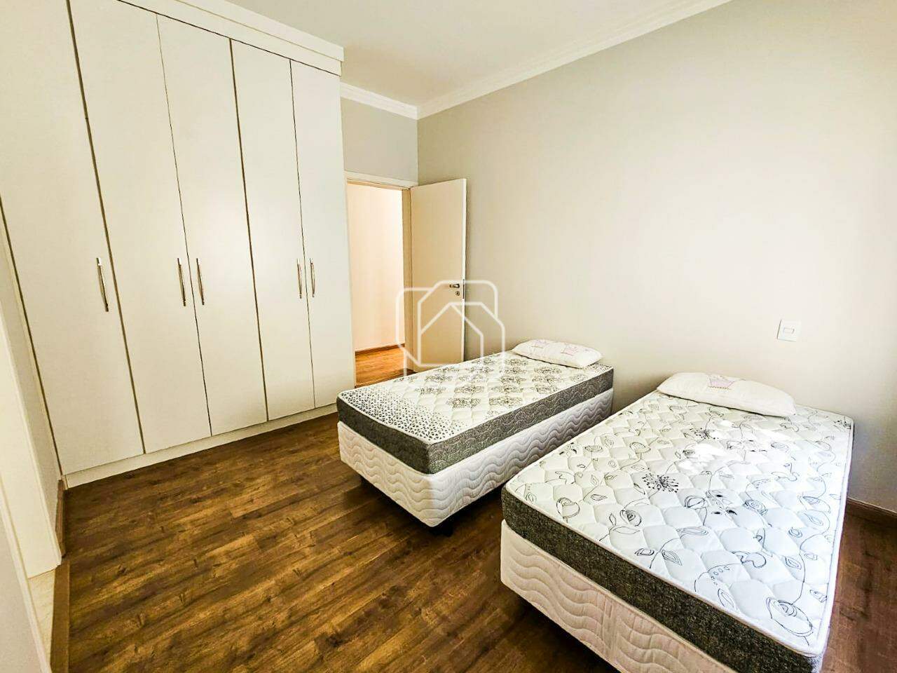 Casa de Condomínio à venda em Itu - SP - Jardim Theodora: Suíte 