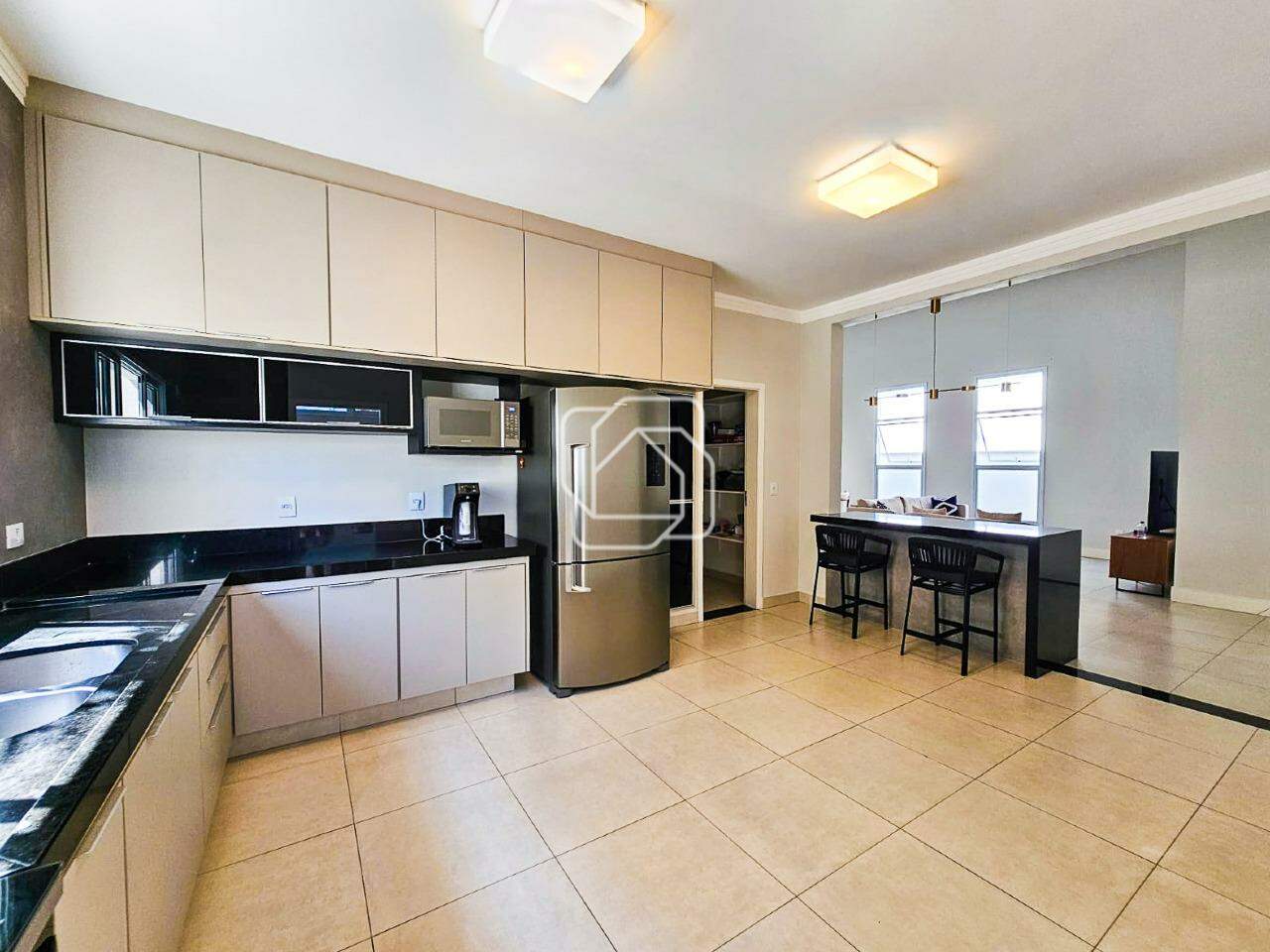 Casa de Condomínio à venda em Itu - SP - Jardim Theodora: Cozinha