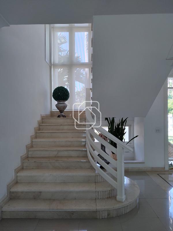 Casa de Condomínio à venda em Itu - SP - Condomínio City Castelo: Escadas