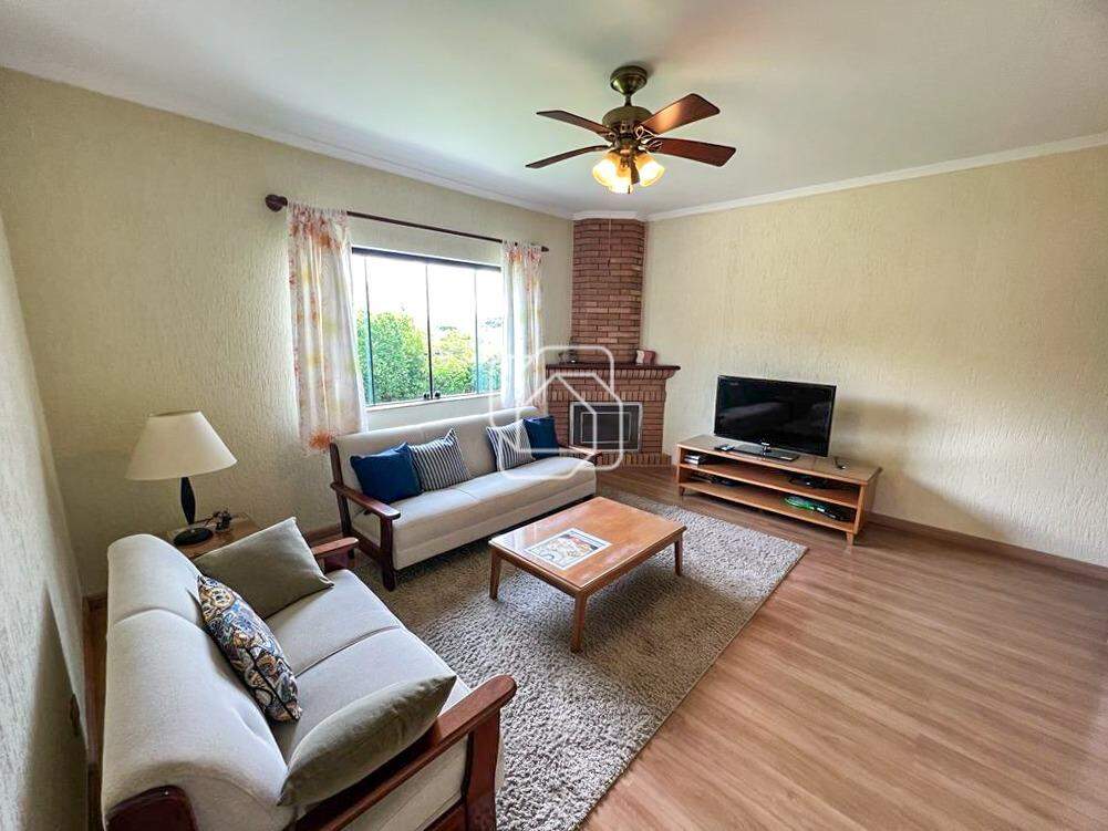 Casa de Condomínio à venda em Itu - SP - Condomínio City Castelo: Sala de estar, lareira